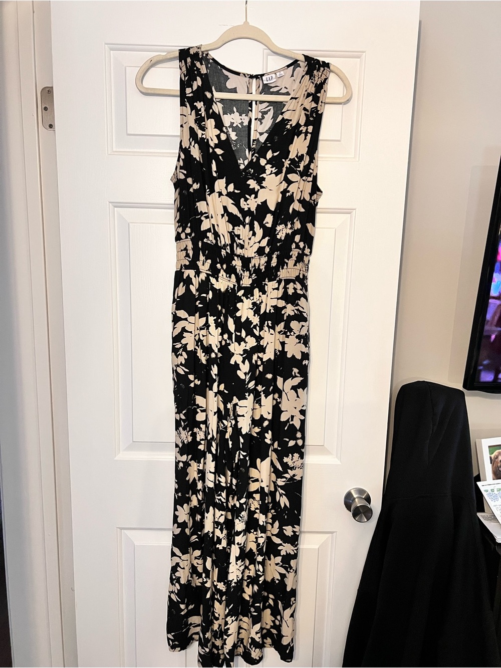 GAP Black and Cream Floral Sleeveless Jumpsuit